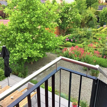 Kirschti アパート ザルツヴェーデル